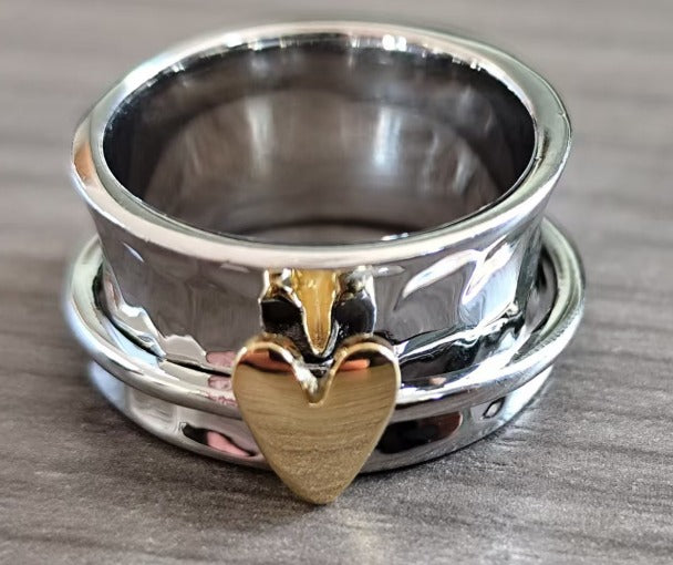 Mely- Golden Heart Silver Ring