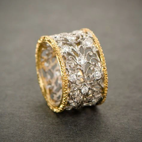 Mika - Vintage Ivy Ring